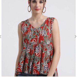 Leaf print V neck sleeveless top